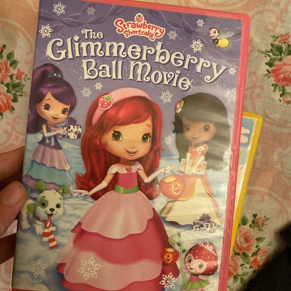 Strawberry shortcake dvd bundle of 3 - Picture 2 of 10